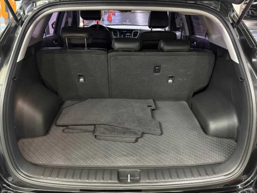 HYUNDAI Tucson 2018 Negro - Importación desde Corea - HF Imports Iquique - Foto 18