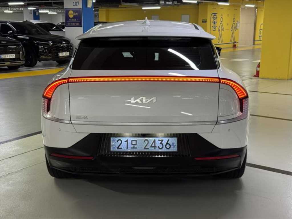 KIA EV6 - Vista 5