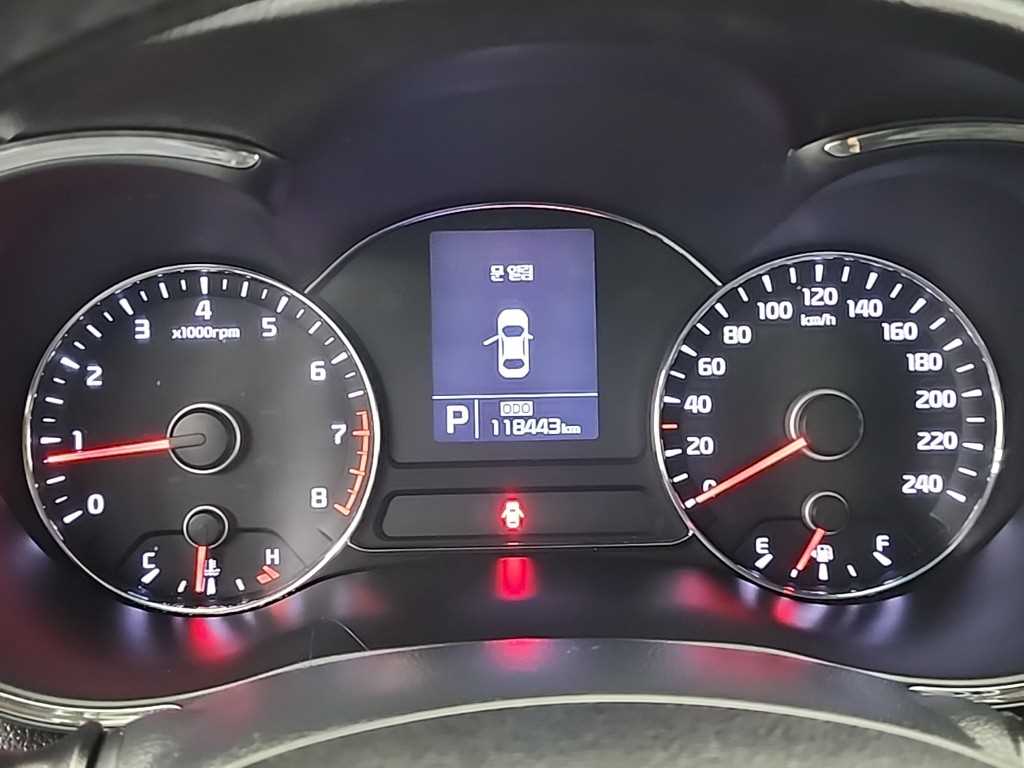KIA K3 - Vista 6