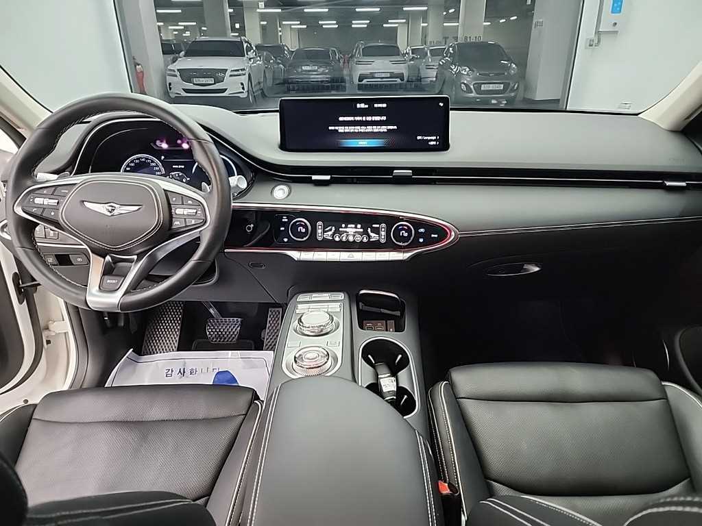 Genesis GV70 - Vista 7