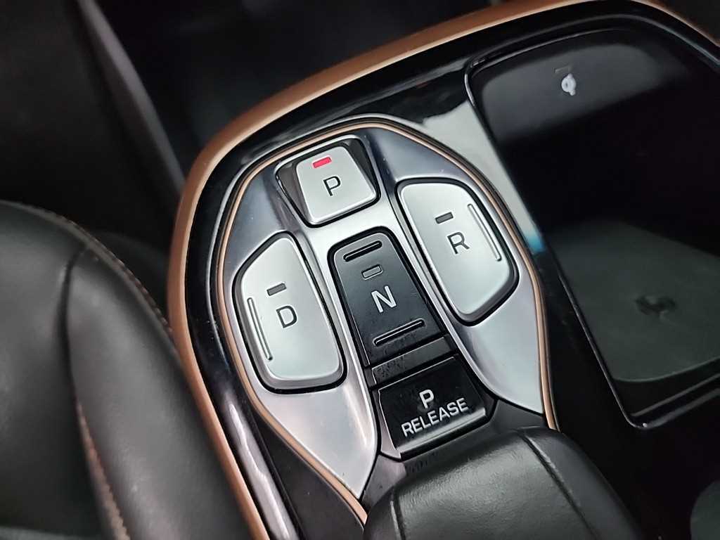 HYUNDAI Ioniq - Vista 9