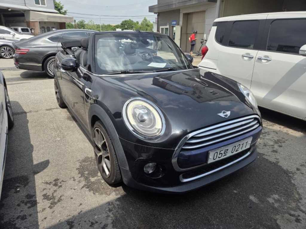 Mini Cooper Convertible 2016 Negro - Importación desde Corea - HF Imports Iquique - Foto 1