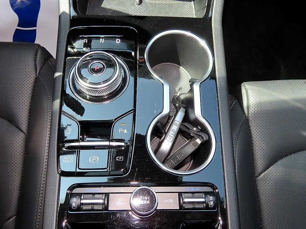 KIA K5 - Vista 10