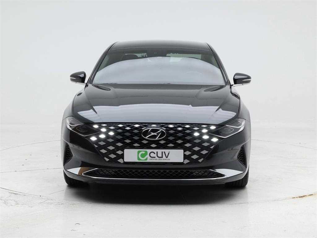 HYUNDAI Grandeur - Vista 2