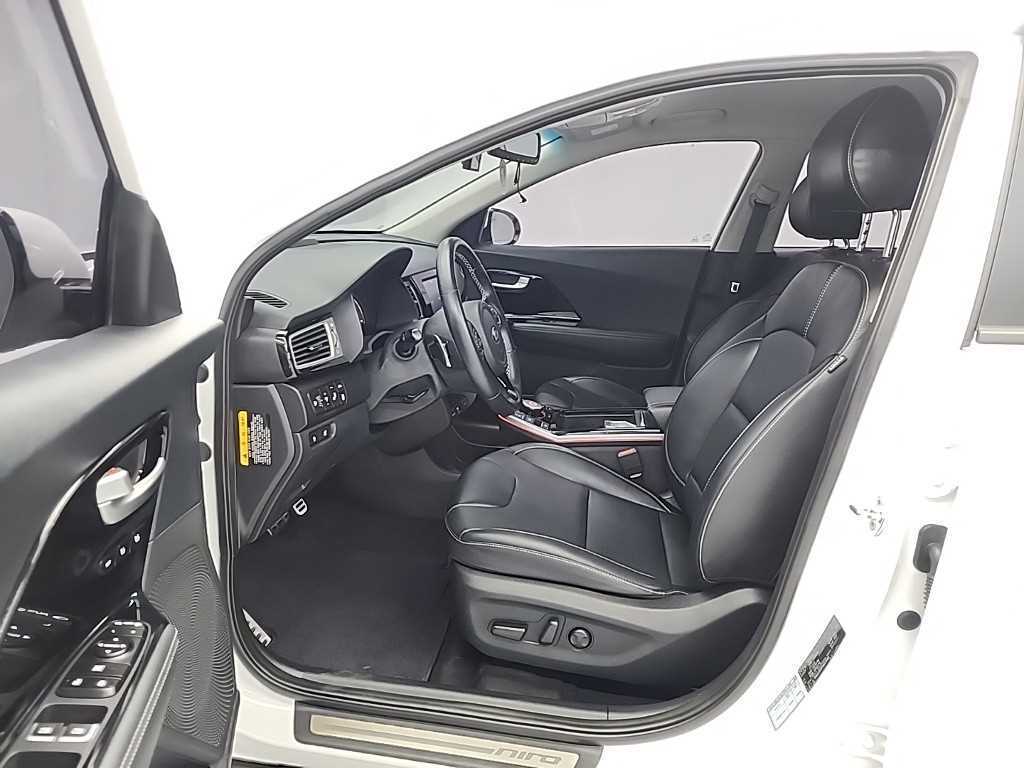 KIA Niro - Vista 11