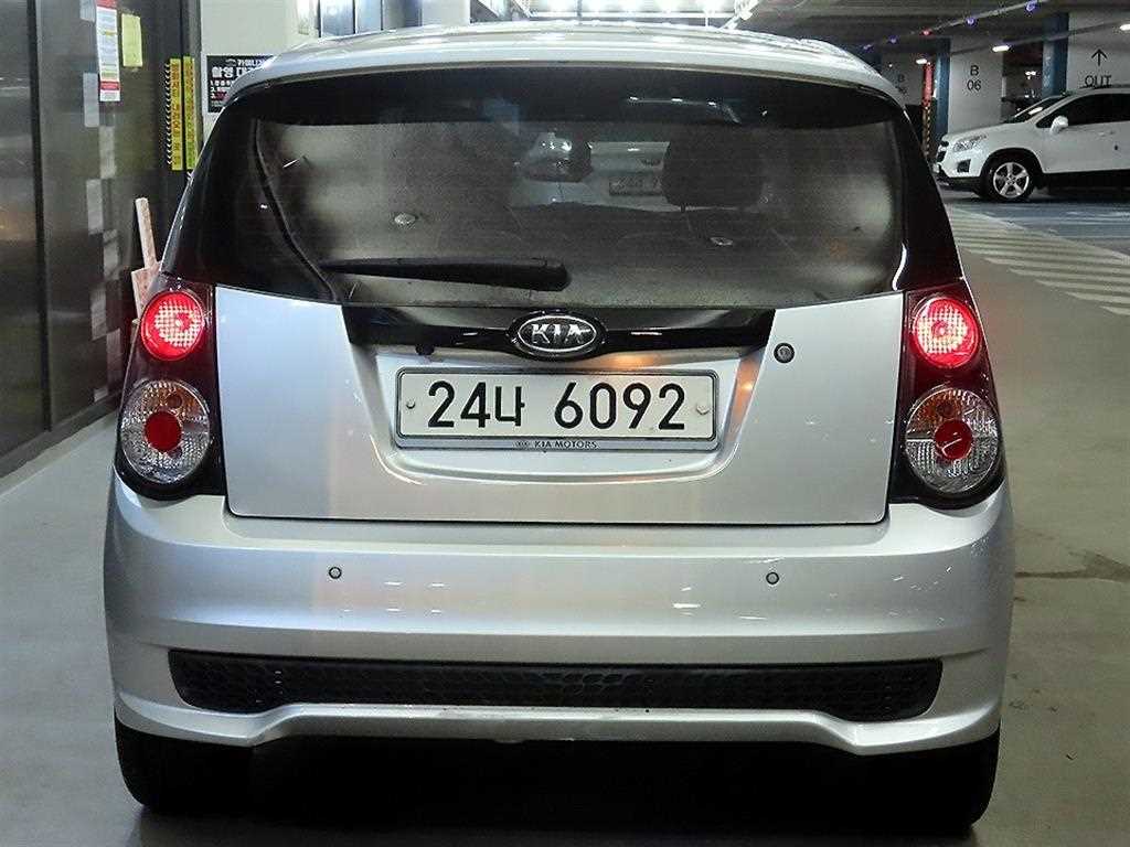 KIA Morning - Vista 5