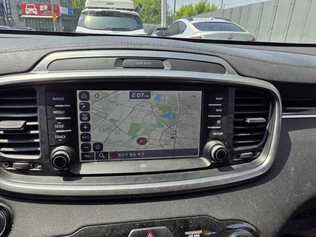 KIA Sorento - Vista 9