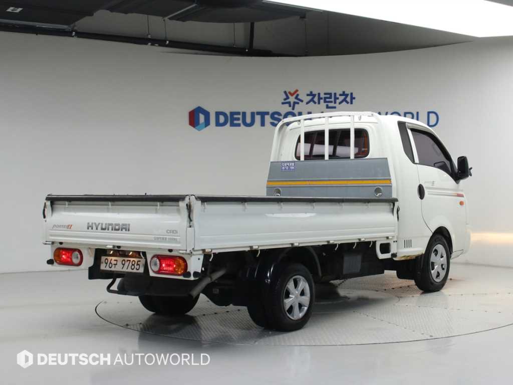 Small Truck Cargo (small) - Vista 2