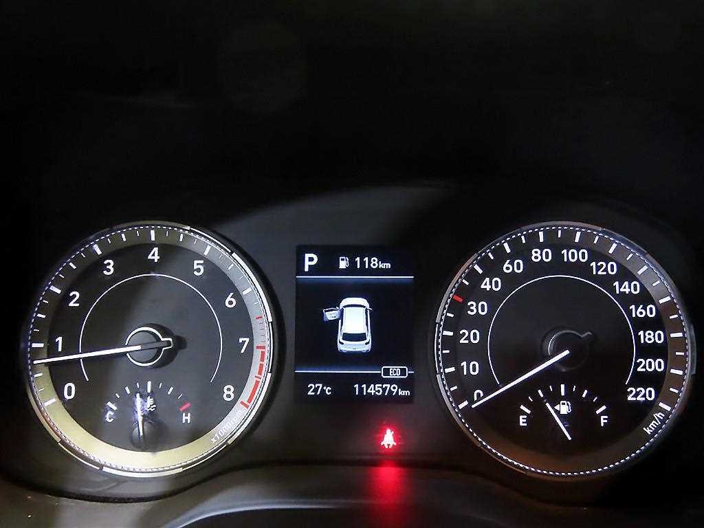 HYUNDAI Venue - Vista 9