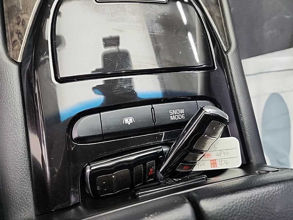 KIA K9 2015 Negro - Importación desde Corea - HF Imports Iquique - Foto 16