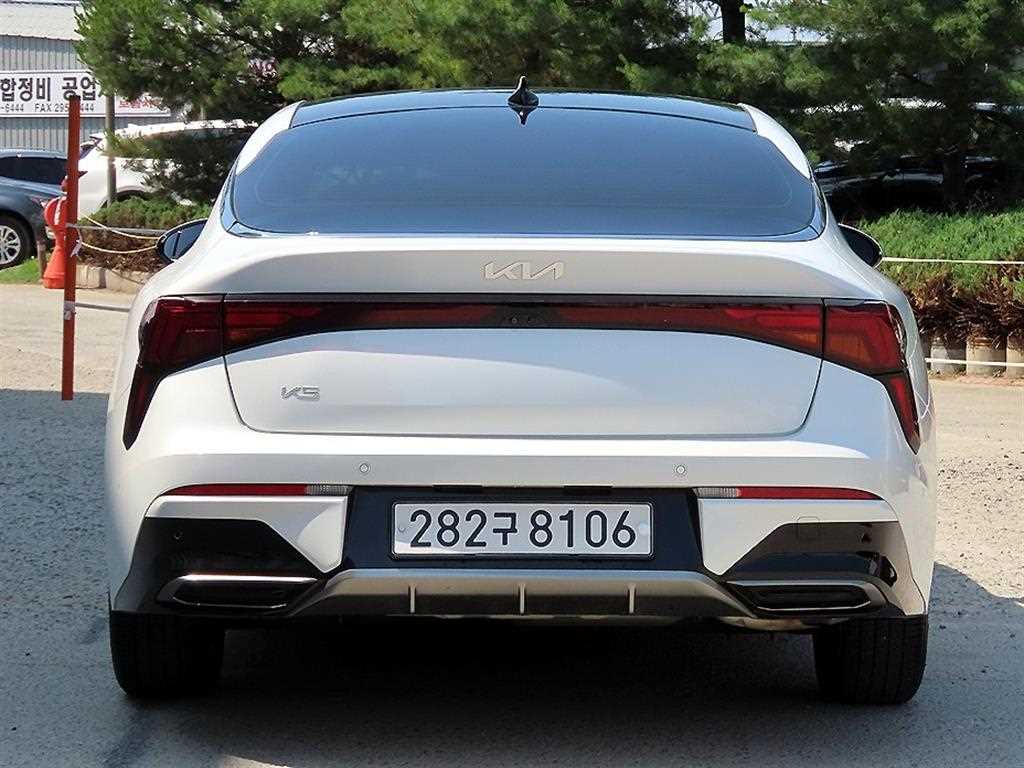 KIA K5 - Vista 4