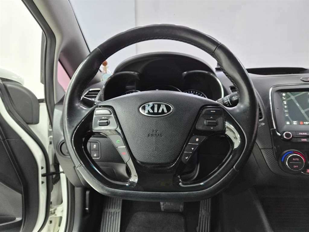 KIA K3 - Vista 7