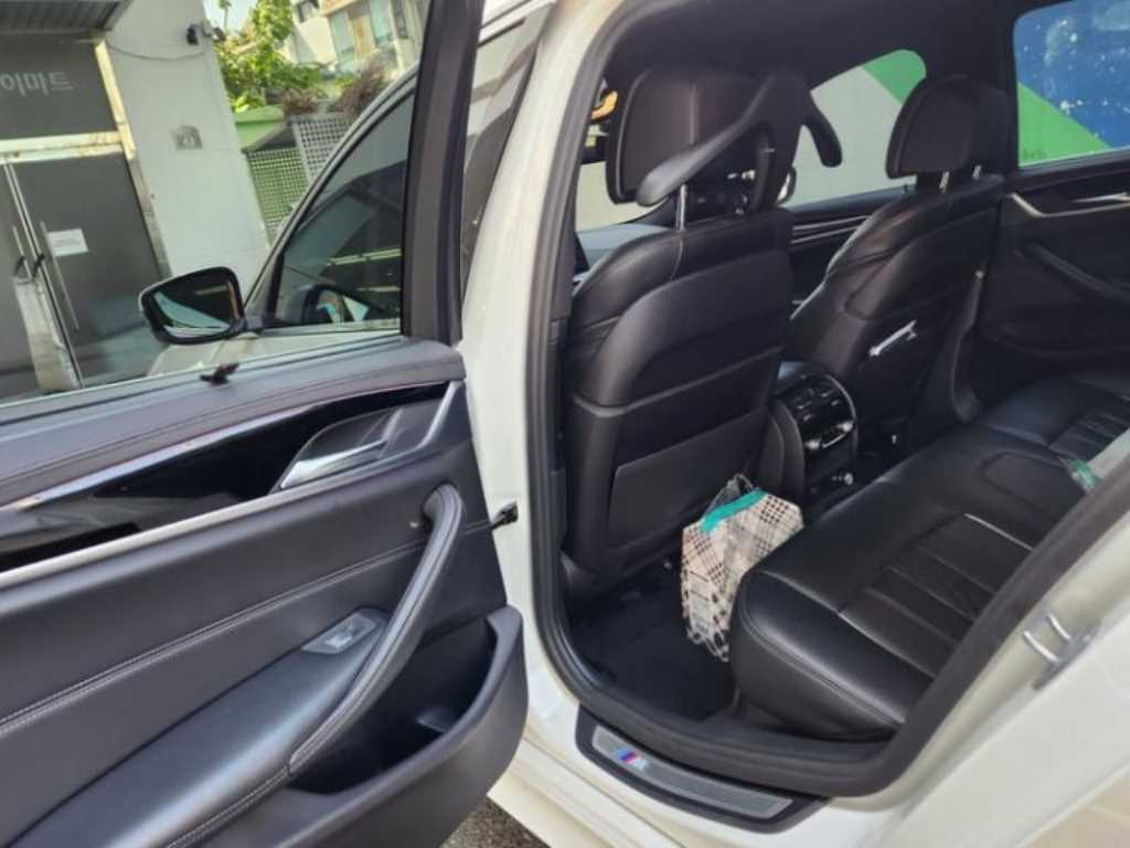 BMW 5 Series - Vista 7