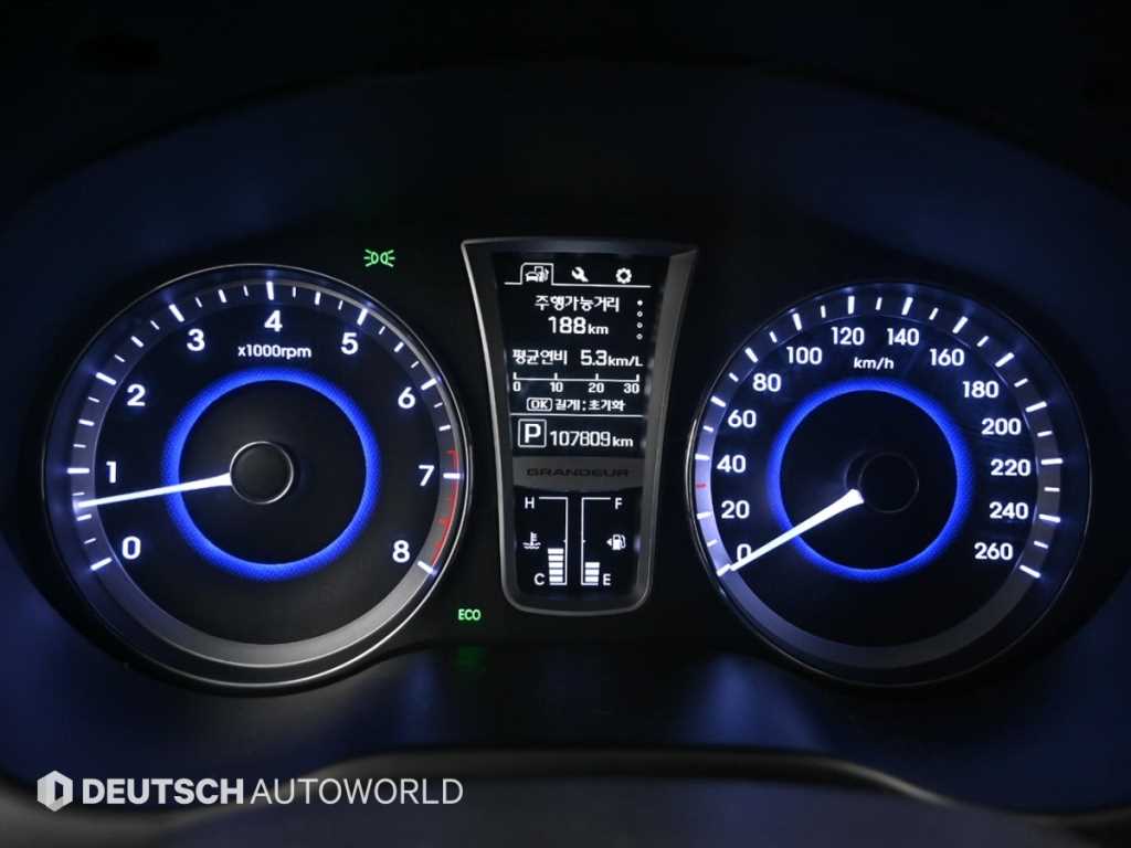 HYUNDAI Grandeur - Vista 8