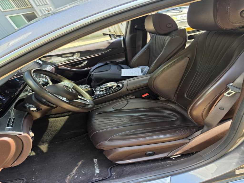 Mercedes Benz CLS Class - Vista 11