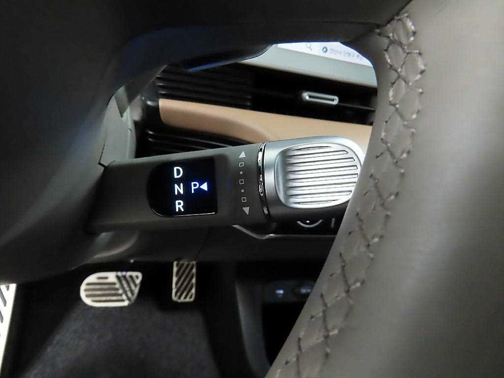 HYUNDAI Ioniq 5 - Vista 10