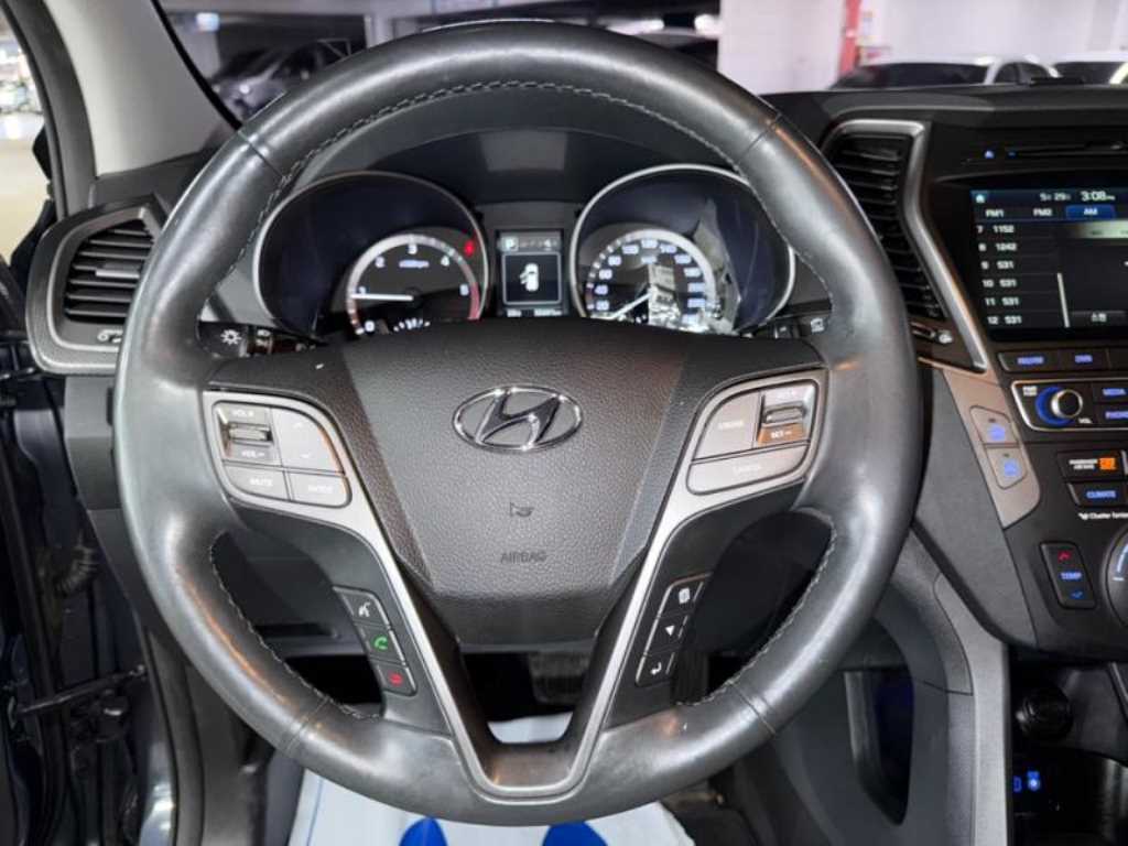 HYUNDAI Santa Fe - Vista 8