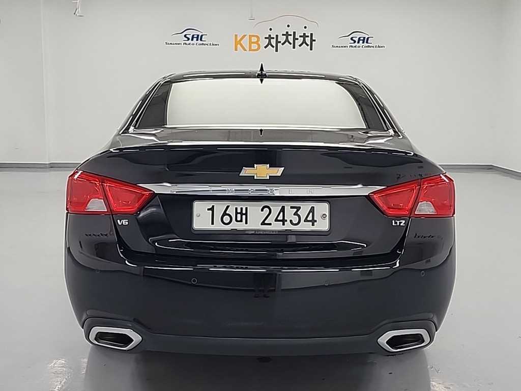 Chevrolet Impala - Vista 4
