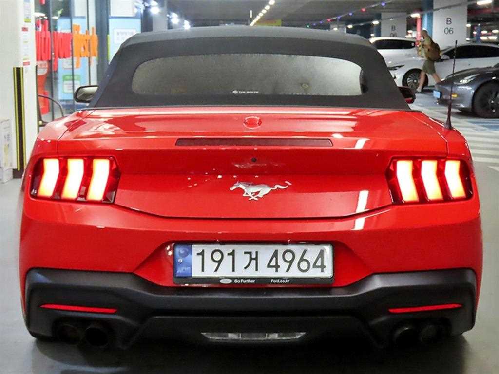 Ford Mustang - Vista 5