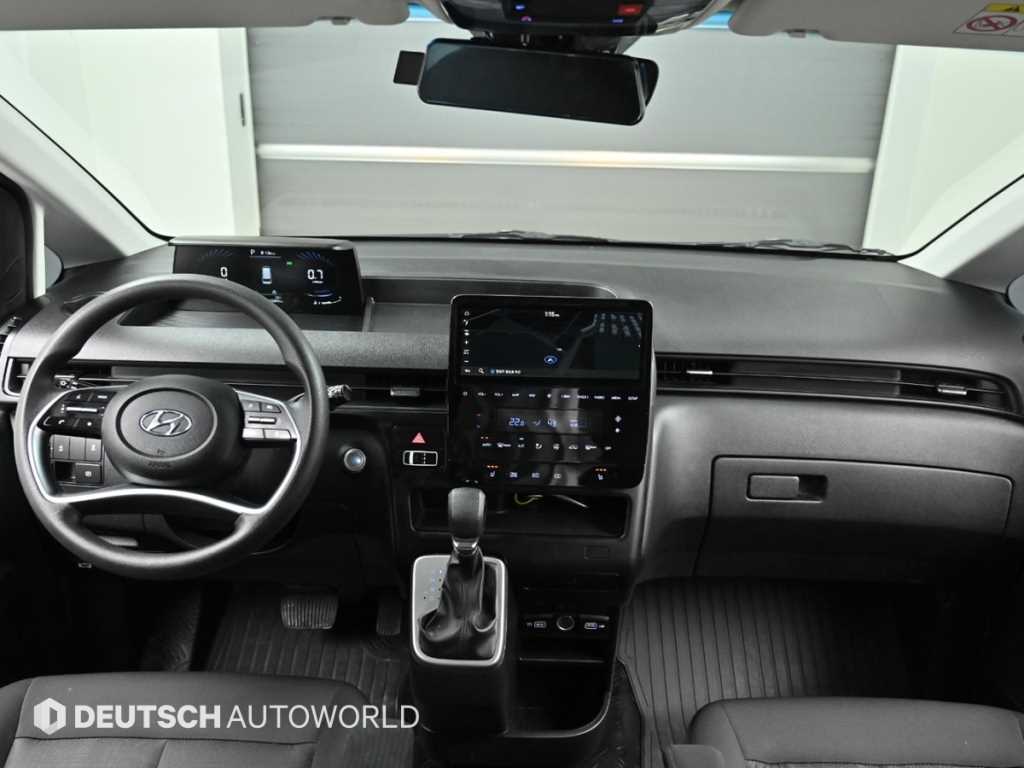 HYUNDAI Staria - Vista 7