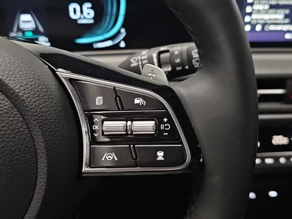 KIA Seltos - Vista 8
