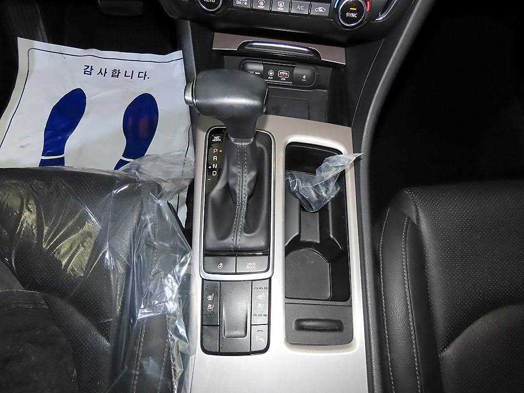 KIA K5 - Vista 12