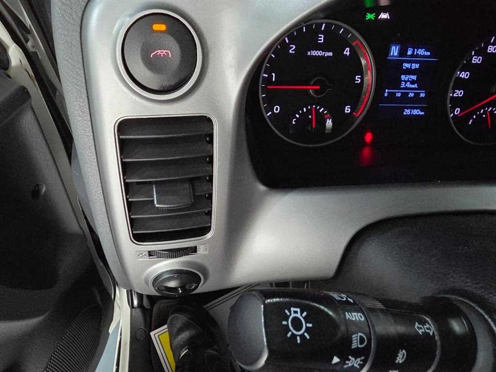 Small Truck Normal Box(High Deck) 2025 Blanco - Importación desde Corea - HF Imports Iquique - Foto 17