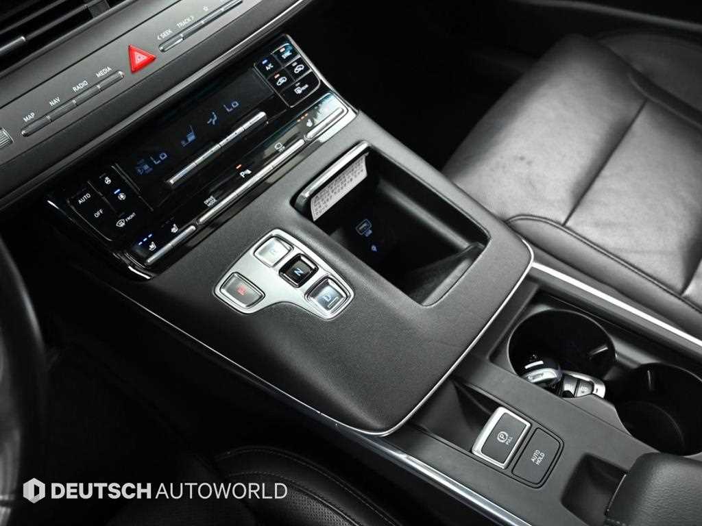 HYUNDAI Grandeur - Vista 7