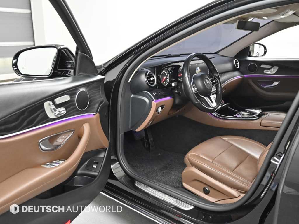 Mercedes Benz E class - Vista 11