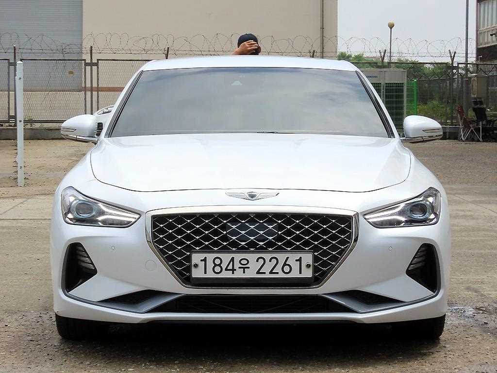 Genesis G70 2018 Blanco - Importación desde Corea - HF Imports Iquique - Foto 1