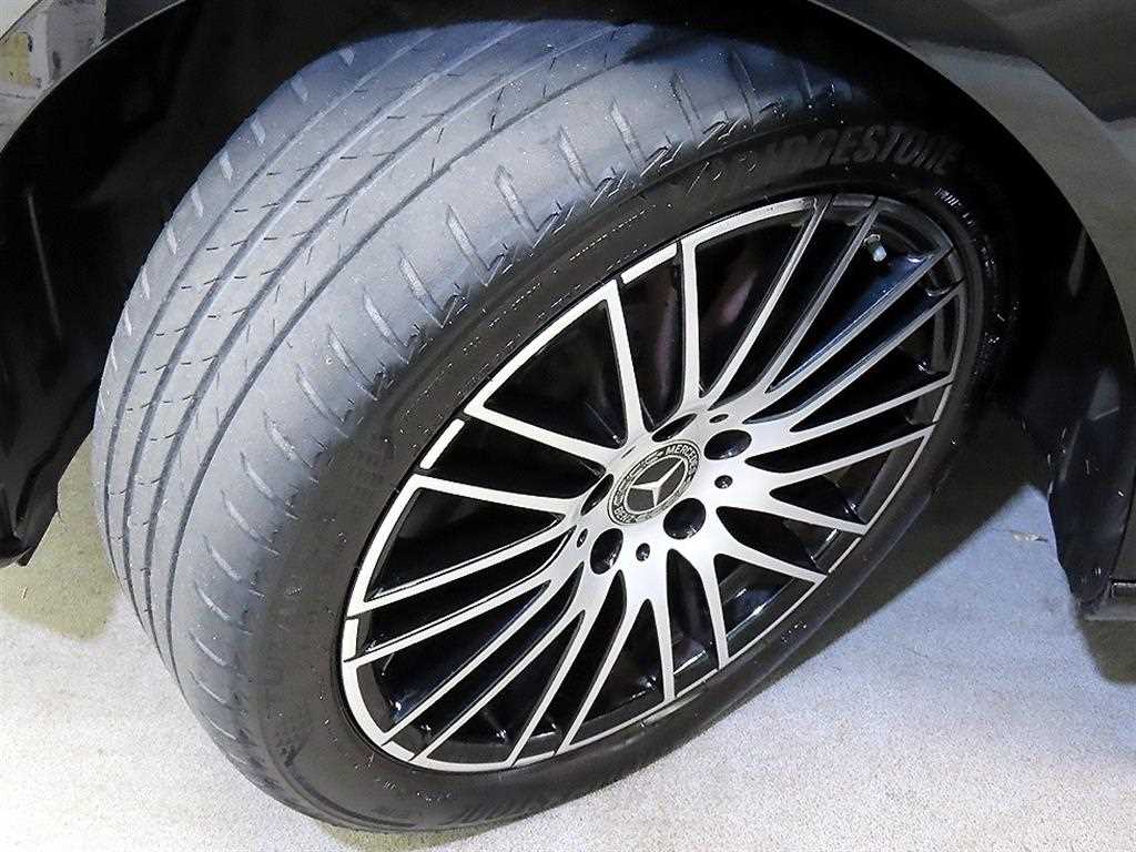 Mercedes Benz C Class 2023 Negro - Importación desde Corea - HF Imports Iquique - Foto 20