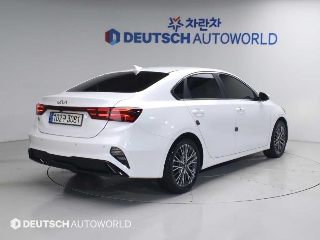 KIA K3 - Vista 2
