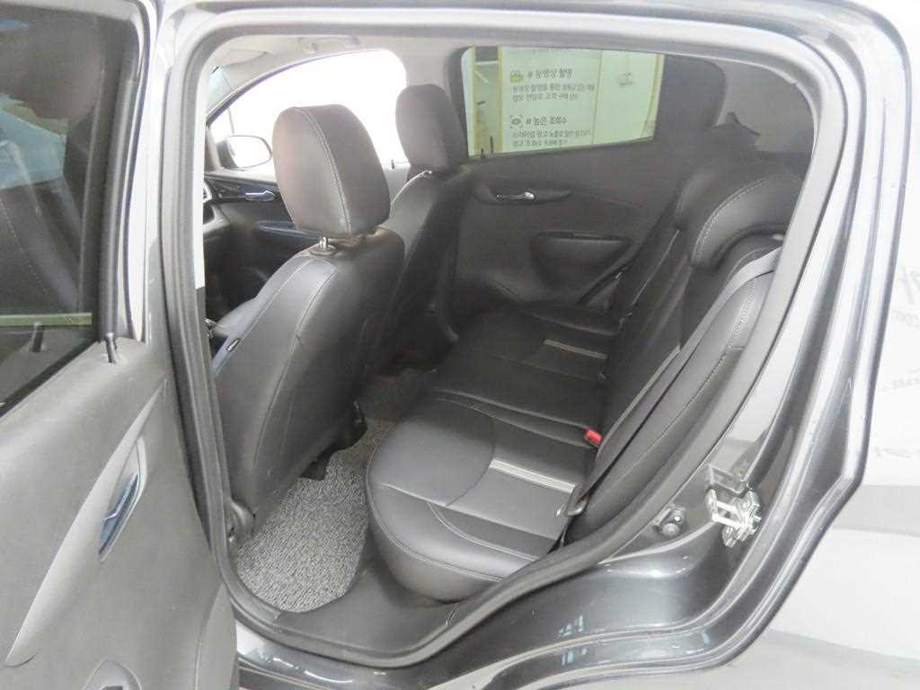 Chevrolet Spark - Vista 6
