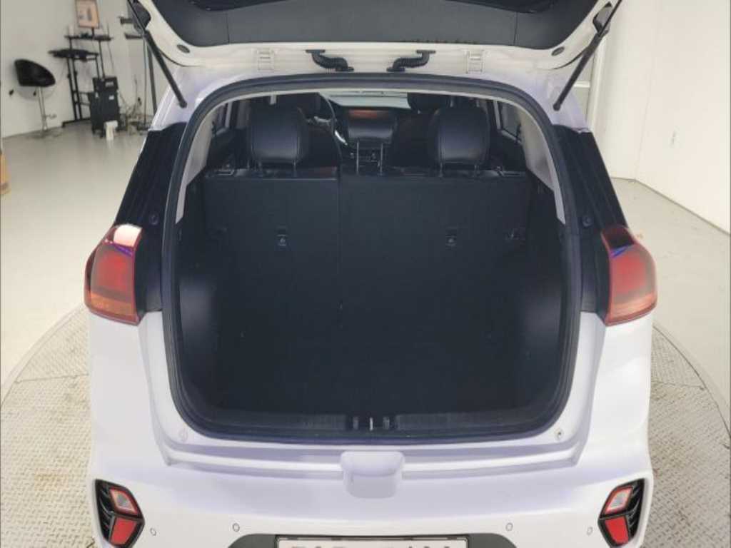 KIA Niro - Vista 11