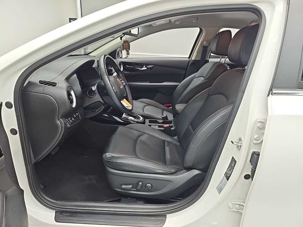KIA K3 - Vista 11