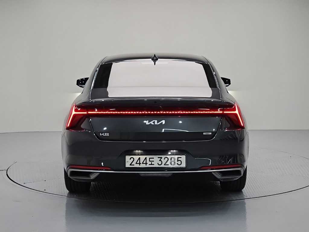 KIA K8 - Vista 3