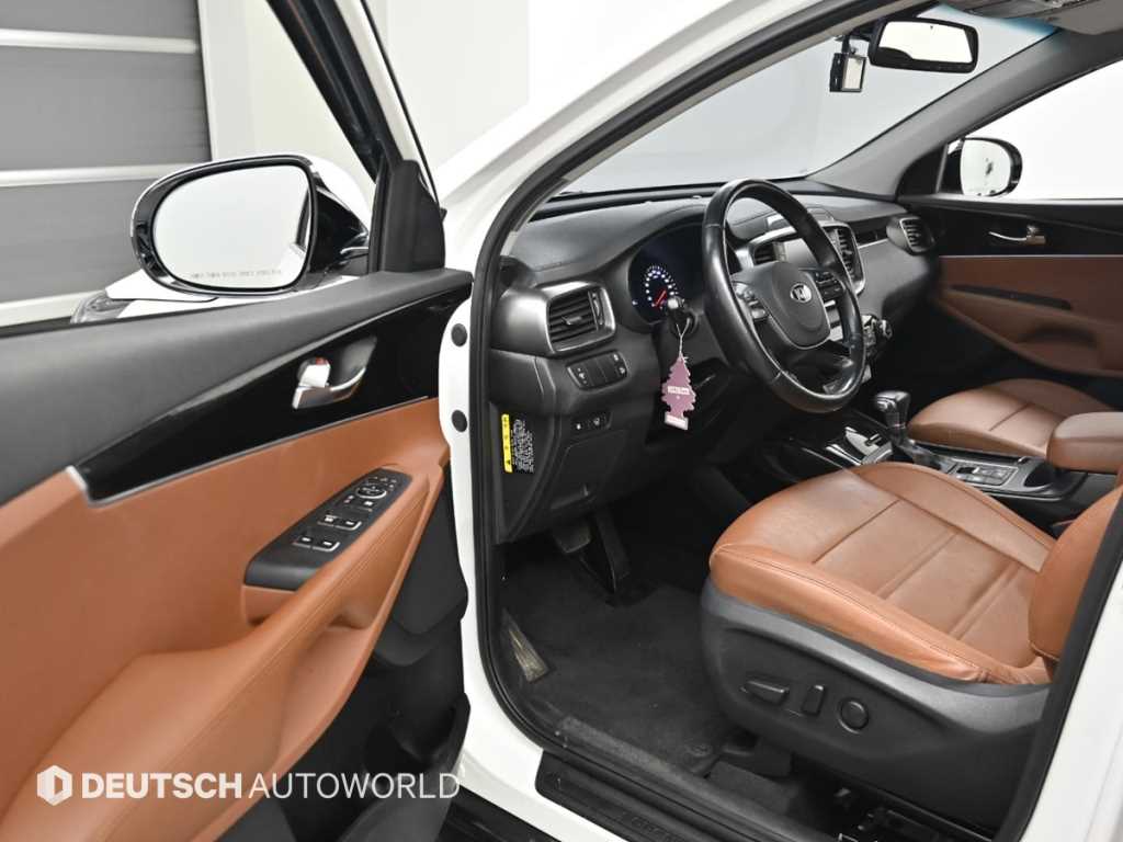 KIA Sorento - Vista 11