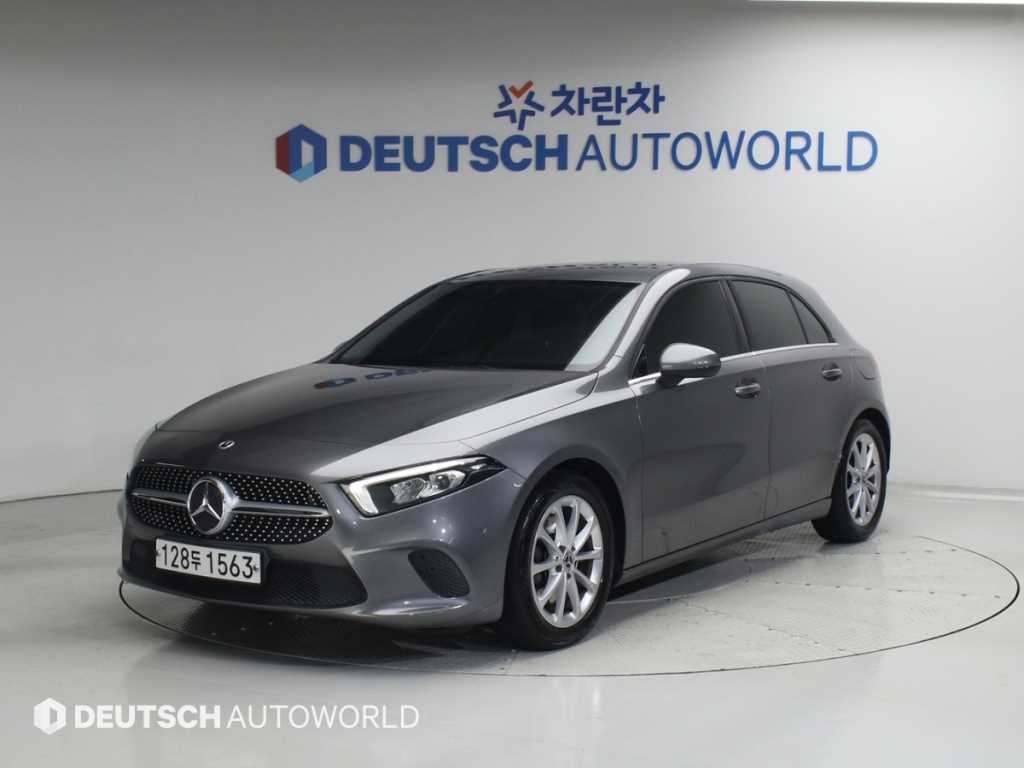 Mercedes Benz A Class 2019 Gris - Importación desde Corea - HF Imports Iquique - Foto 1