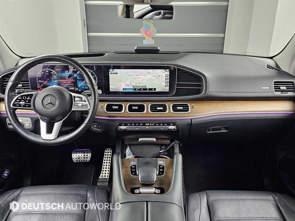 Mercedes Benz GLE Class - Vista 8