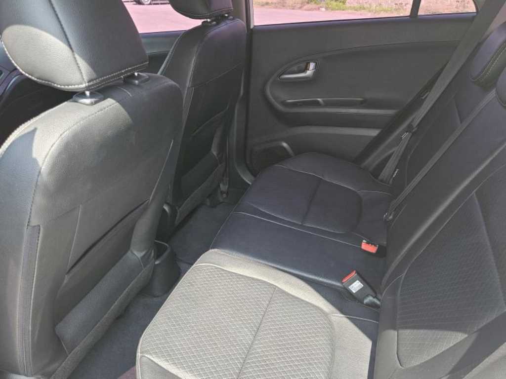 KIA Morning - Vista 11