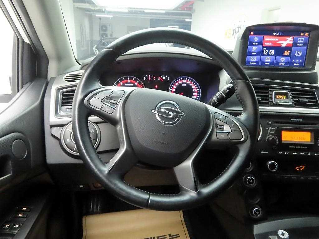 Ssangyong Korando - Vista 7