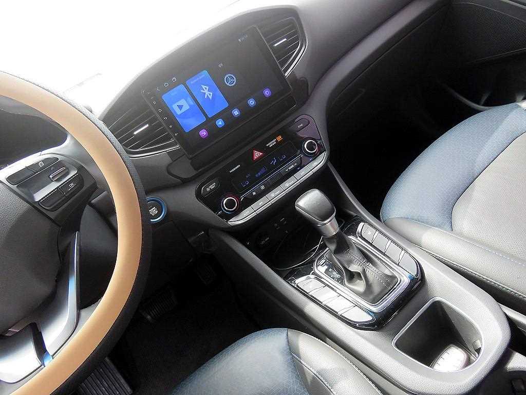 HYUNDAI Ioniq - Vista 10