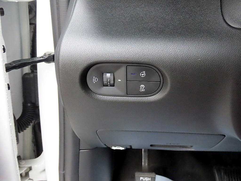 HYUNDAI Casper - Vista 12