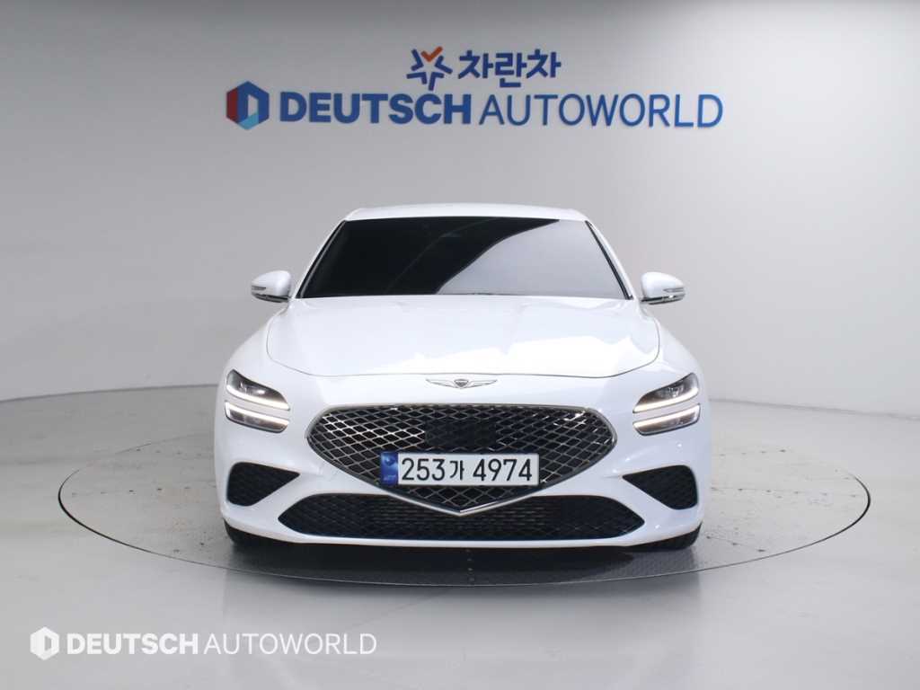 Genesis G70 - Vista 3