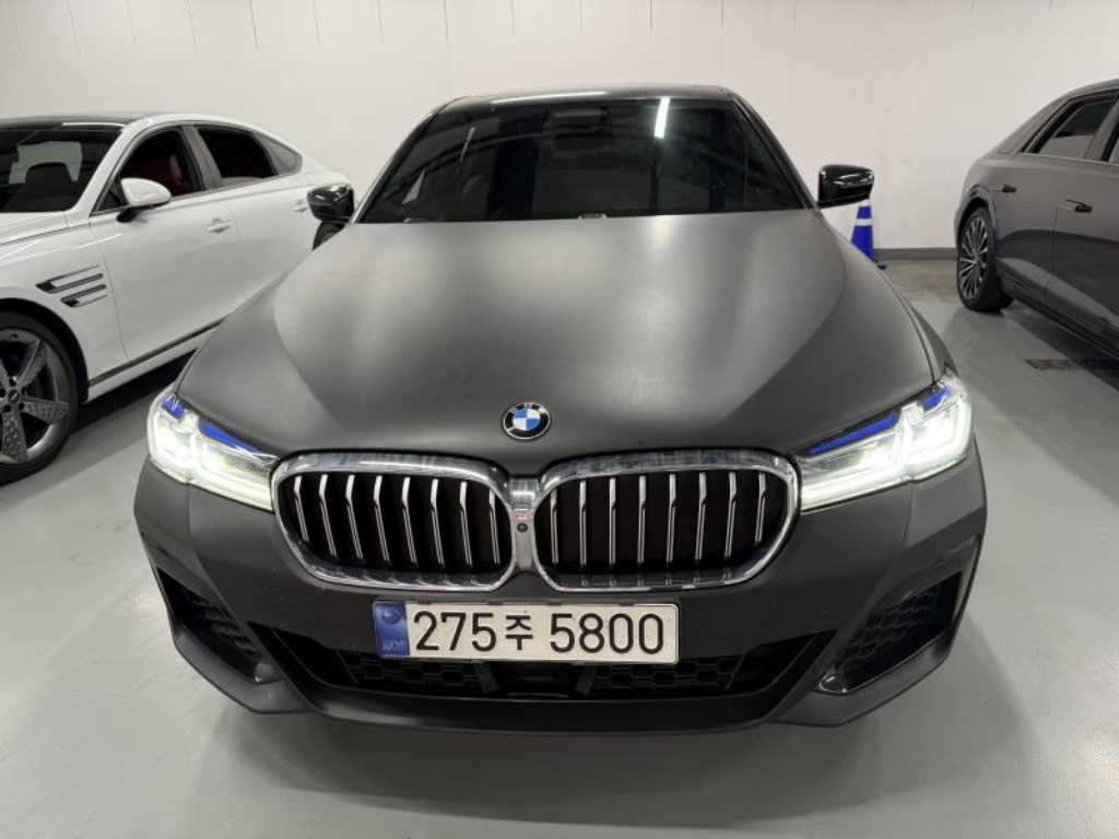 BMW 5 Series 2021 Negro - Importación desde Corea - HF Imports Iquique - Foto 1