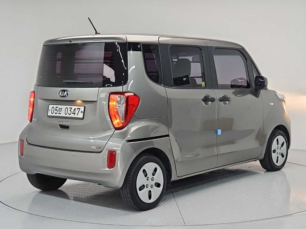 KIA Ray - Vista 4