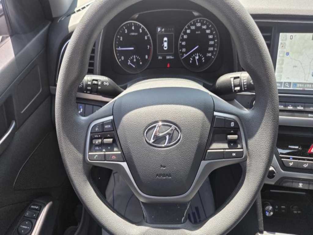HYUNDAI Avante - Vista 6