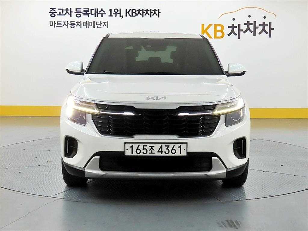 KIA Seltos - Vista 3