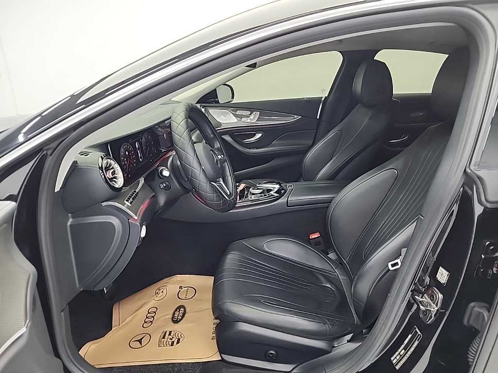 Mercedes Benz CLS Class - Vista 11