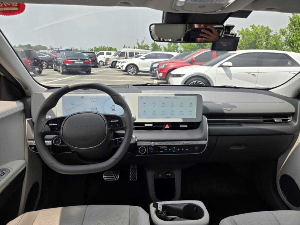 HYUNDAI Ioniq 5 - Vista 9